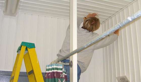 Washing the MB's ceiling