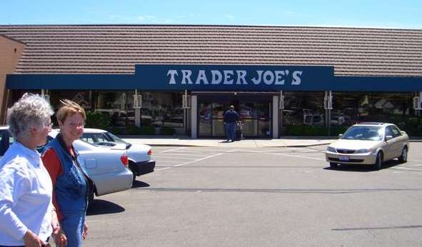 I know it's just a picture of a store, but what a store, What a pair of sisters while we're at it, smile.