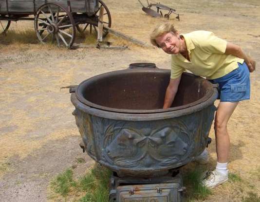 This is my kind of bathtub, bub