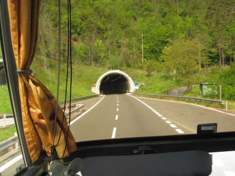 Tunnel