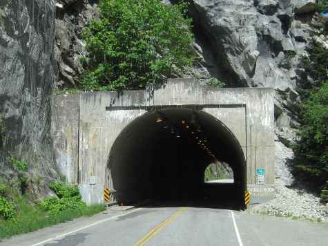 Tunnel