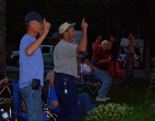 The big guy in the middle really can dance, wahoo baaaby!!!