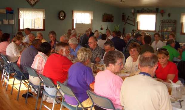 All the food you could eat and more, notice Linda at the far left chowing down, lol