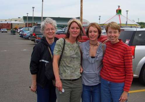 The store even has exotic women - Katherine, Lori, Andrea and Linda