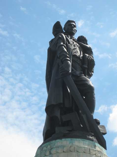 Statue