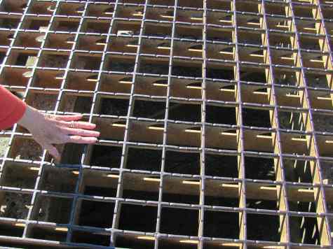 Grating